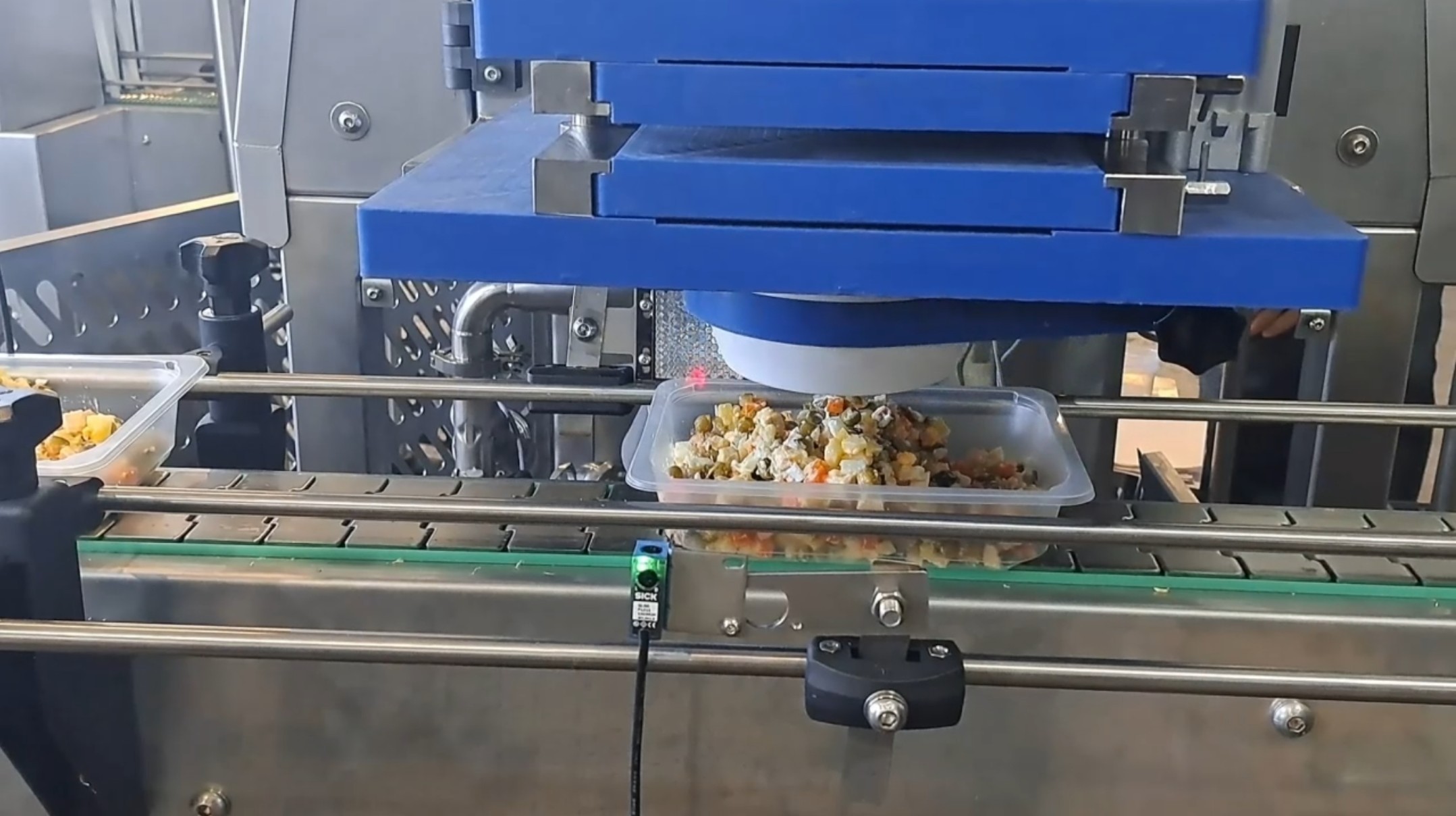 Линия приготовления и фасовки майонезных салатов («Оливье») заказать в России | ООО БЕСТЕК-Инжиниринг