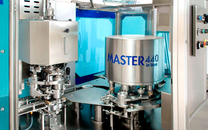 Закаточная машина для не круглых банок Master 440 IN BLUE (Испания)